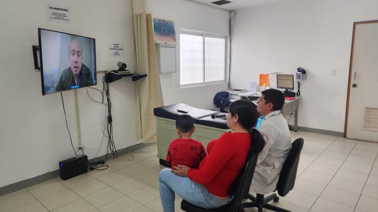 Arranca en Parral Programa de Telemedicina en Centro de Salud