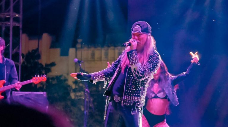 Espectacular tributo a la banda Guns N’ Roses a cargo de “Welcome to The Rock Show”