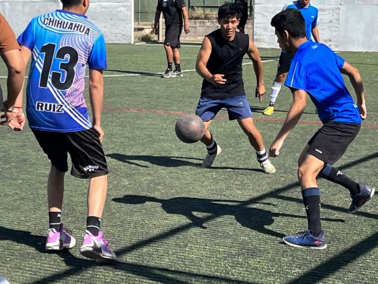 Recomienda la UACH mantenerte hidratado mientras haces ejercicio en esta época de calor