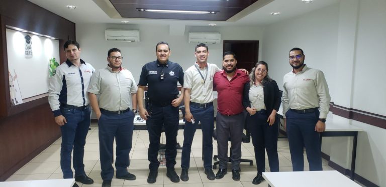 Trabaja SSPE y vendedores de motocicletas por la seguridad vial
