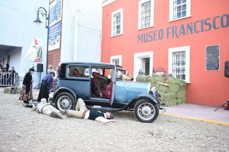 Realizan con gran éxito la primera escenificación de la muerte del General Pancho Villa
