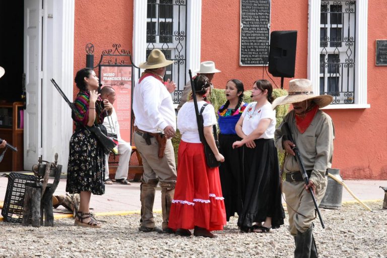 Lleno total en la segunda escenificación de la muerte del General Francisco Villa