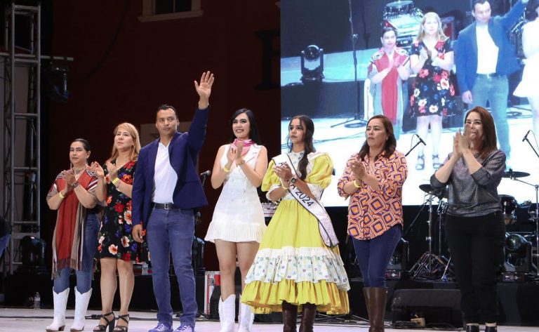 Clausura de las Jornadas Villistas 2024 con espectacular concierto de Poker de Ases