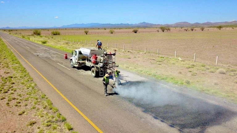 Es Gobierno del Estado quien bachea las carreteras federales de Chihuahua, aseguran en Congreso