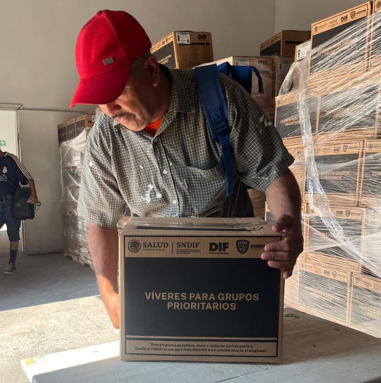 Inicia DIF Municipal de Parral con la entrega de apoyos alimentarios