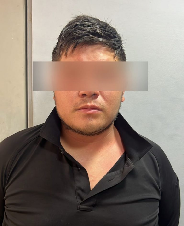 Detienen a tres presuntos involucrados en homicidios cometido en exterior del bar Juana Gallo