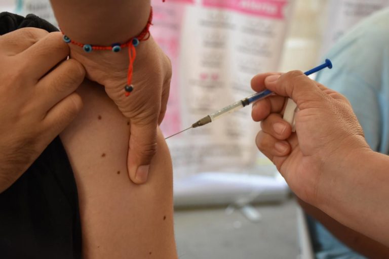 Anuncia Secretaría de Salud campaña de vacunación en el estado