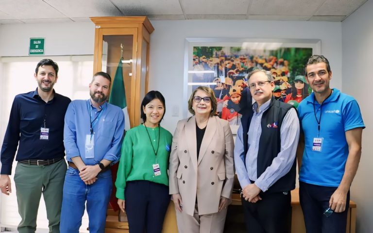 DIF y UNICEF apoyan a los niños migrantes