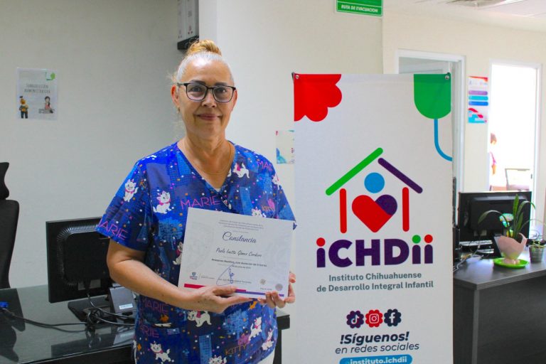 Entrega Ichdii a personal de estancias infantiles constancias de capacitación emitidas por Protección Civil