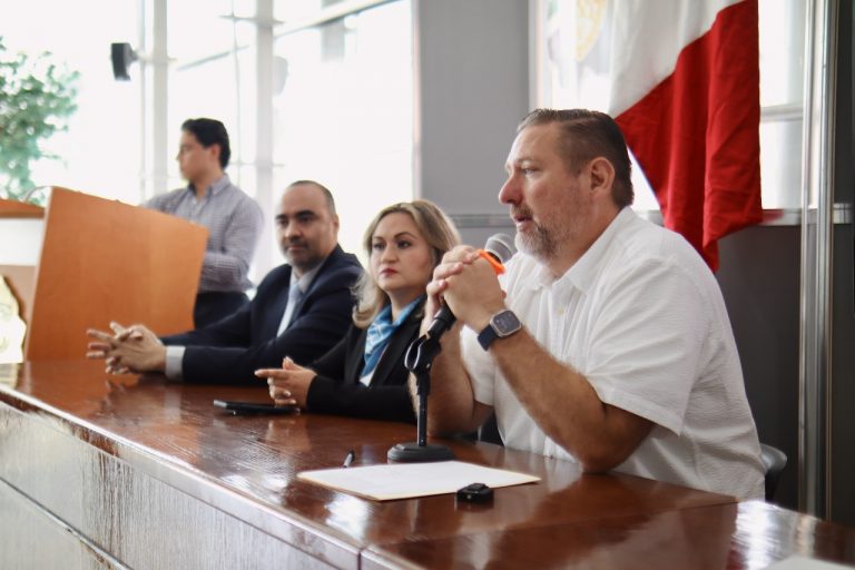 Realiza Olson Foro de Violencia Vicaria en el Congreso del Estado