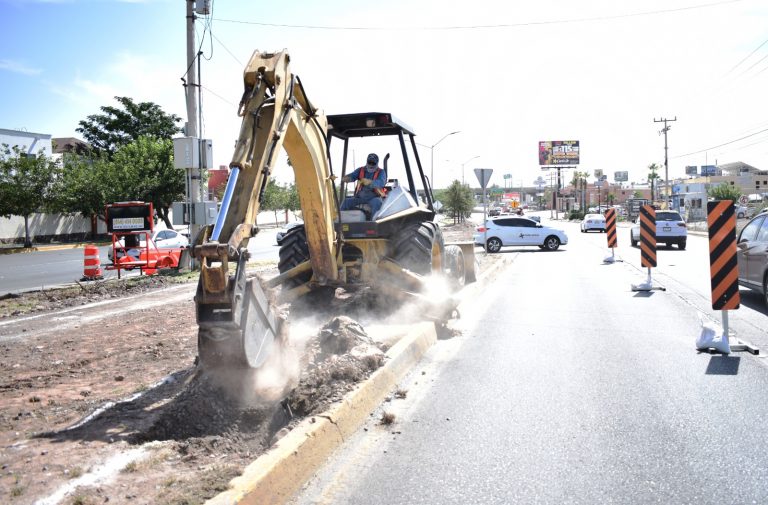 Avanza Municipio en adecuaciones viales en avenida De la Cantera y Tomás Valles