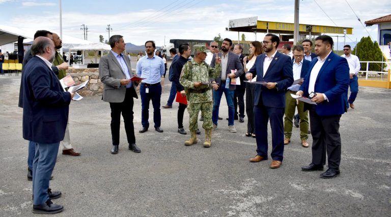 Participa SSPE en inicio de obras del 1er Parador Seguro