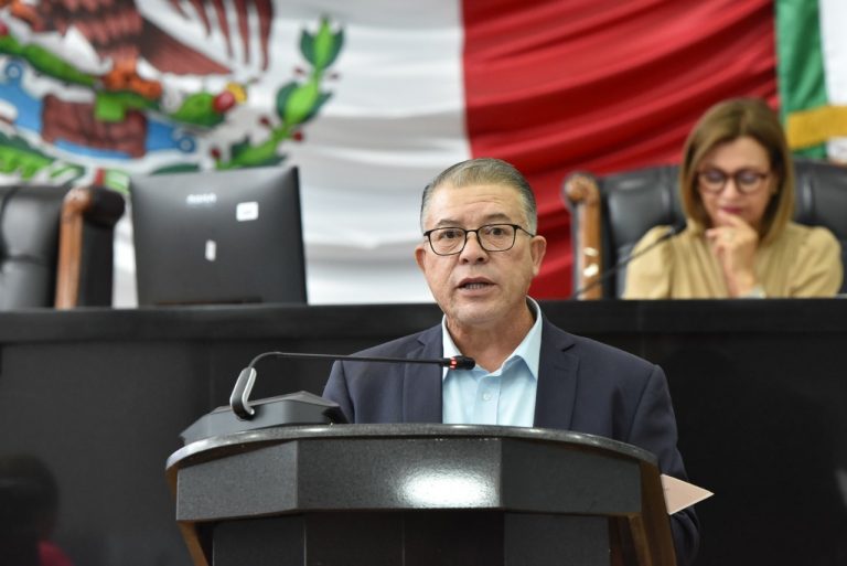 Critican que CFE adeude contrato de carbón en USA