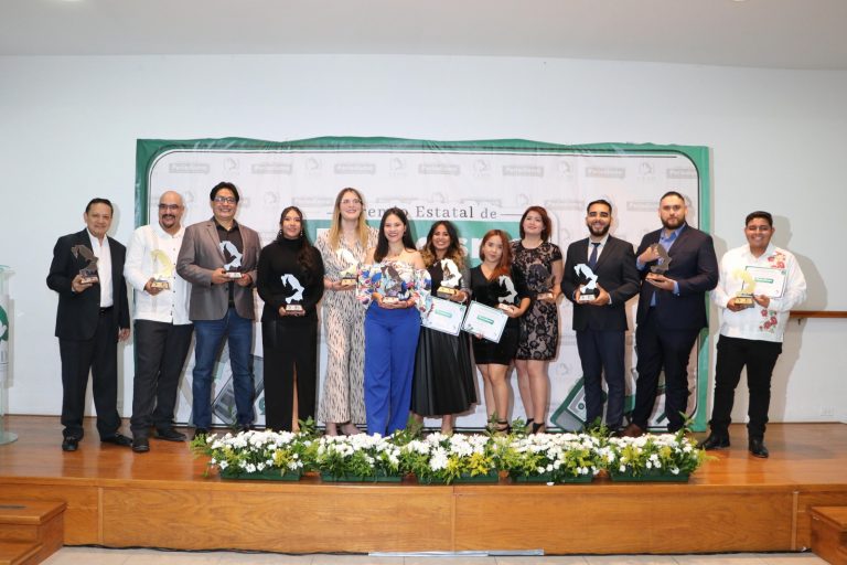 Entrega CEDH Premio Estatal de Periodismo en Derechos Humanos