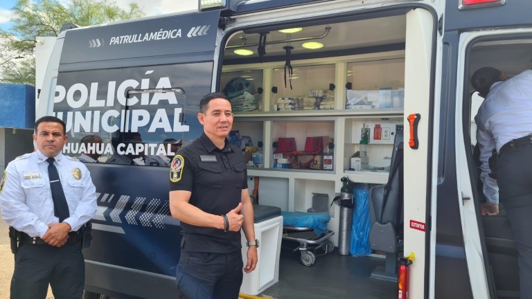 Tienen policías de Chihuahua su propia ambulancia