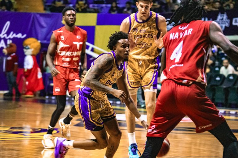 Dorados vuelve a barrer en casa