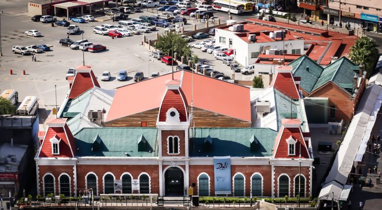 Turistas nacionales y extranjeros recibirán mejores servicios en Ciudad Juárez con anfitriones mejor capacitados