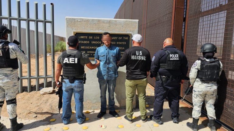 Entregan a prófugo reclamado en Estados Unidos