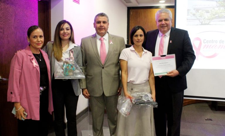 Participa ICHITAIP en plática para prevenir cáncer de mama