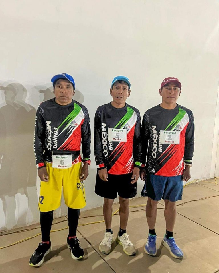 Completan 375 kilómetros integrantes de equipo rarámuri en competencia extrema