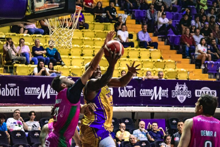 Dorados en la cuerda floja