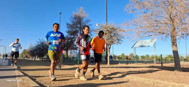 Se mantienen en pie tres ultramaratonistas mexicanos después de más de 500 kilometros