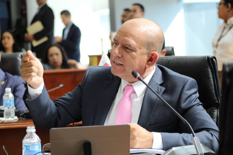 Juárez, una ciudad con más de un millón y medio de habitantes, aún sin el presupuesto que merece: Cuauhtémoc, Estrada