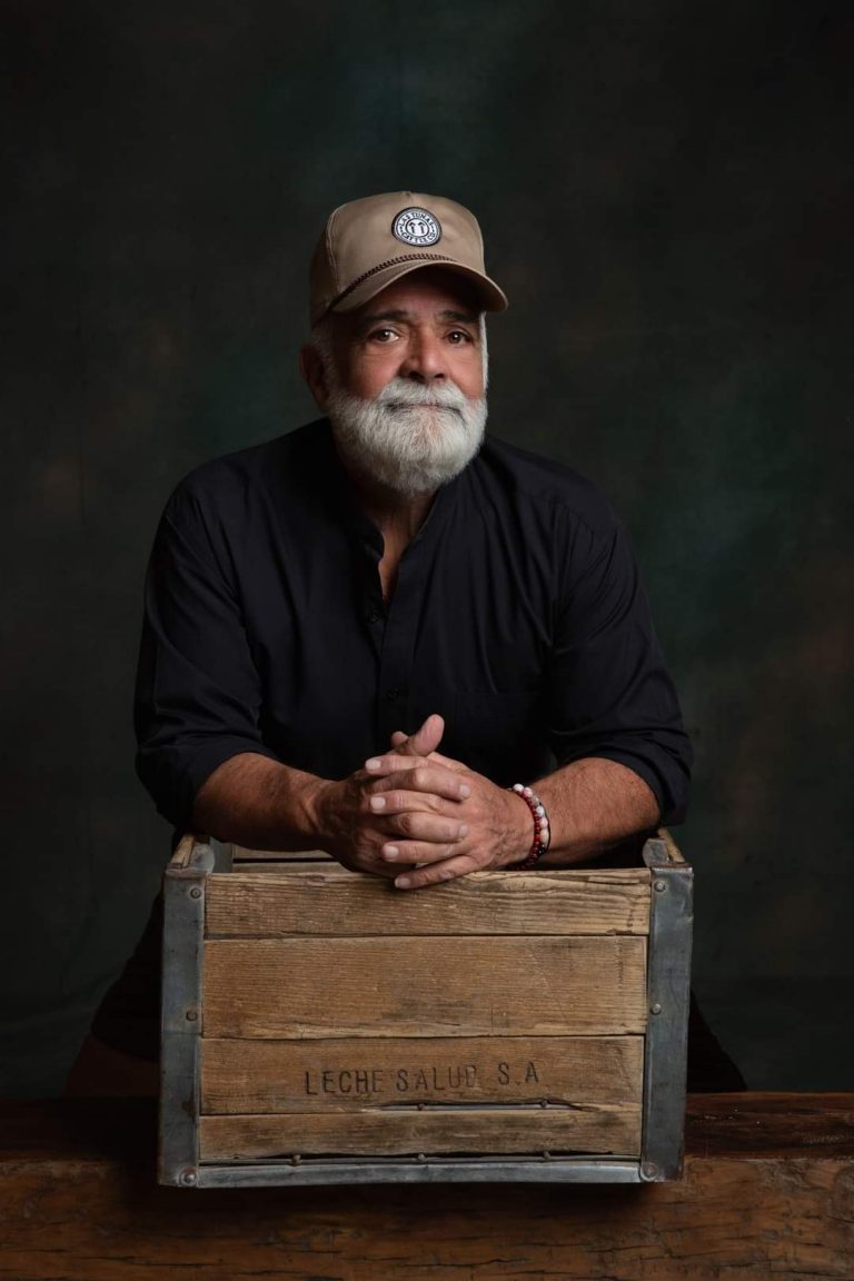 Gana el fotógrafo Nacho Guerrero Medalla al Mérito Cultural