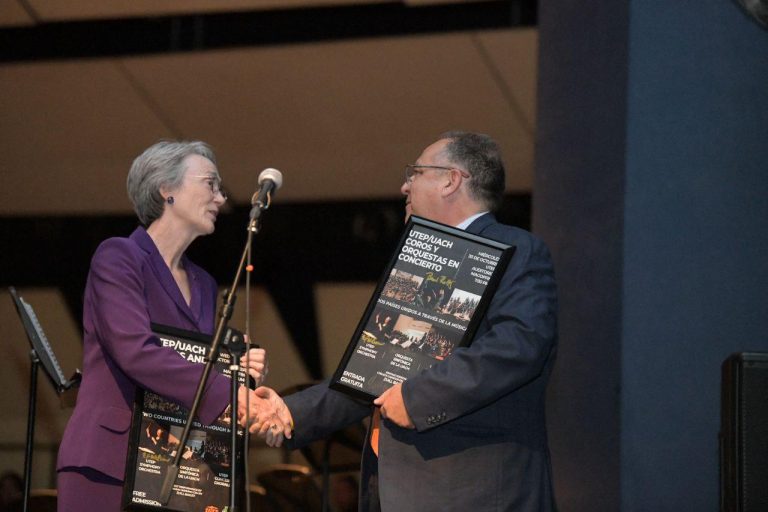 OSUACH y la Orquesta de UTEP unen fronteras a través de la música en El Paso Texas