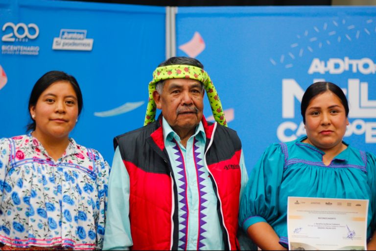 Galardonan a ganadoras del Premio Indígena Literario “Erasmo Palma” 2024