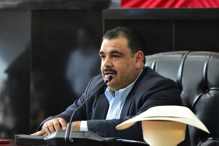 Advierten que fruticultura está en riesgo por sequía