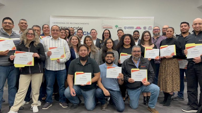 Fortalece la industria automotriz chihuahuense su competitividad con certificaciones Lean Six Sigma en Auto Clúster