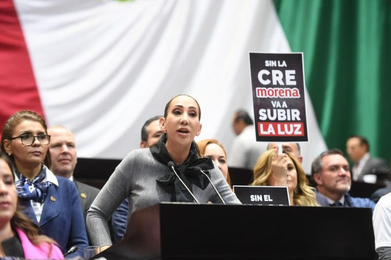ADVIERTE PAN QUE «SIMPLIFICACIÓN ADMINISTRATIVA» ES LA INSTAURACIÓN DE LA DICTADURA