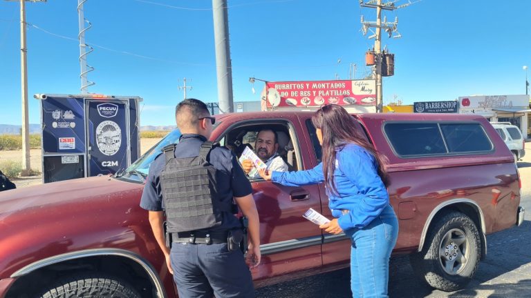 Vigilan Policía Municipal y otras corporaciones a paisanos que llegan de Estados Unidos