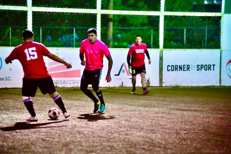 Obtiene equipo de SSPE bicampeonato en torneo de futbol rápido UACH