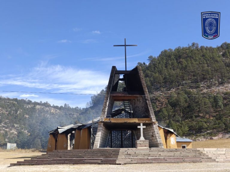Se quema iglesia en Bocoyna