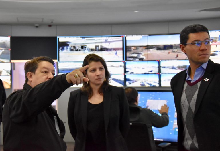 Revisan temas de seguridad con la empresa SAFRAN