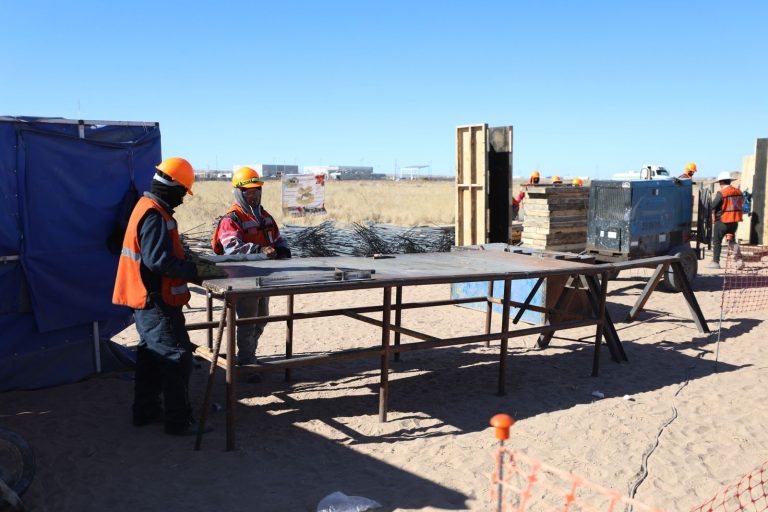 Trabaja Obras Públicas en la construcción del nuevo rastro TIF