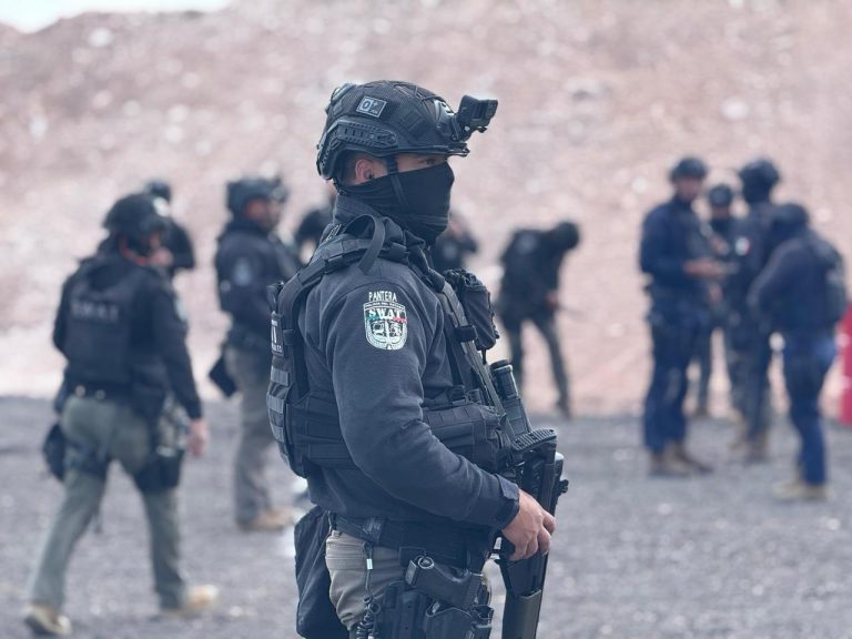 Participa un centenar de elementos estatales en curso armamentístico