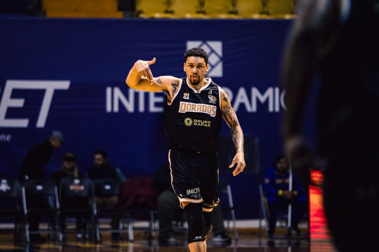 Dorados gana sin despeinarse