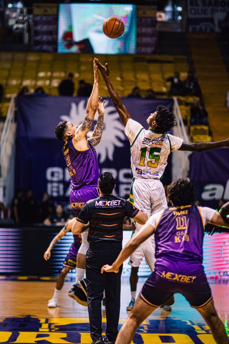 Dorados hilvanan triunfos en casa