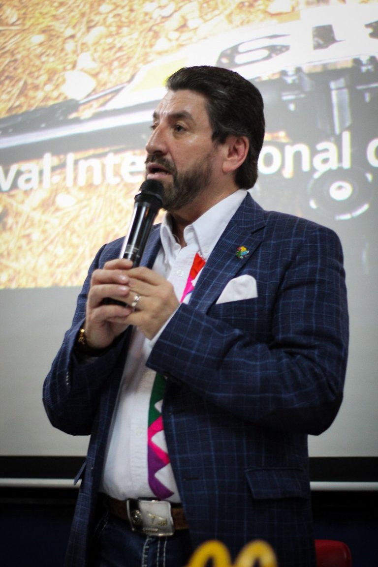 Realiza Turismo mesas de trabajo con los organizadores de eventos del FITA 2025