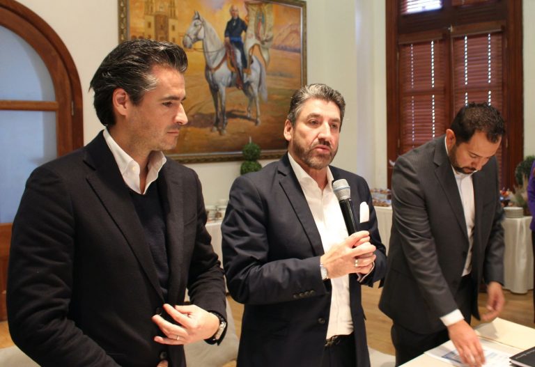 Buscan mejorar conectividad aérea de Chihuahua