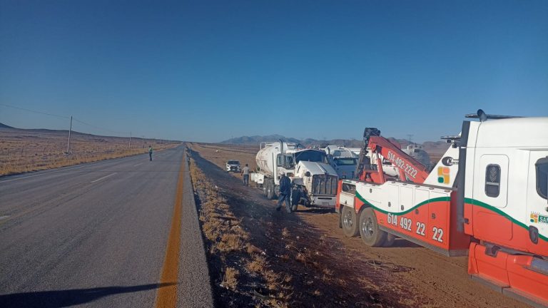 Abren carretera a Juárez tras tolvaneras