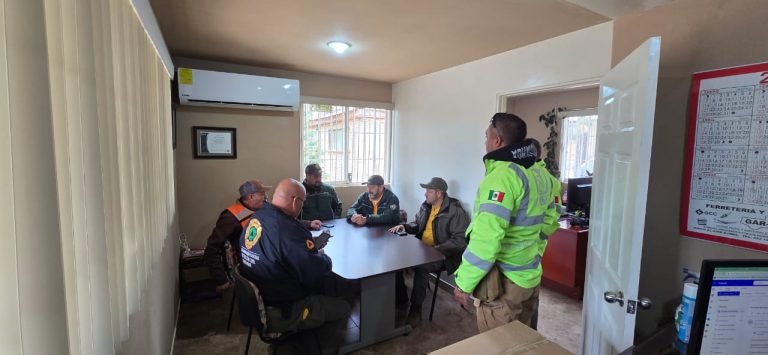 Se une personal de Protección Civil Estatal a combate de incendios en Madera