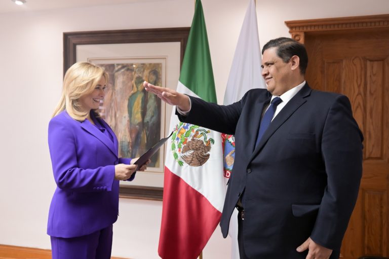 Maru Campos designa a Leonardo Meza Fourzan como nuevo titular del Registro Público de la Propiedad