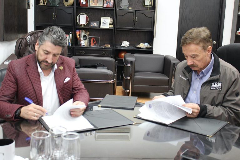 Firman convenio para disminuir costo de matrícula de la Licenciatura en Turismo