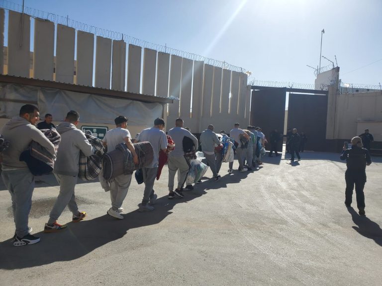 Reubican a 357 internos de CERESO de Juárez