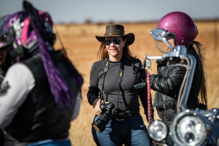 Llegan “Mujeres de Hierro y Asfalto” a la Casa Chihuahua