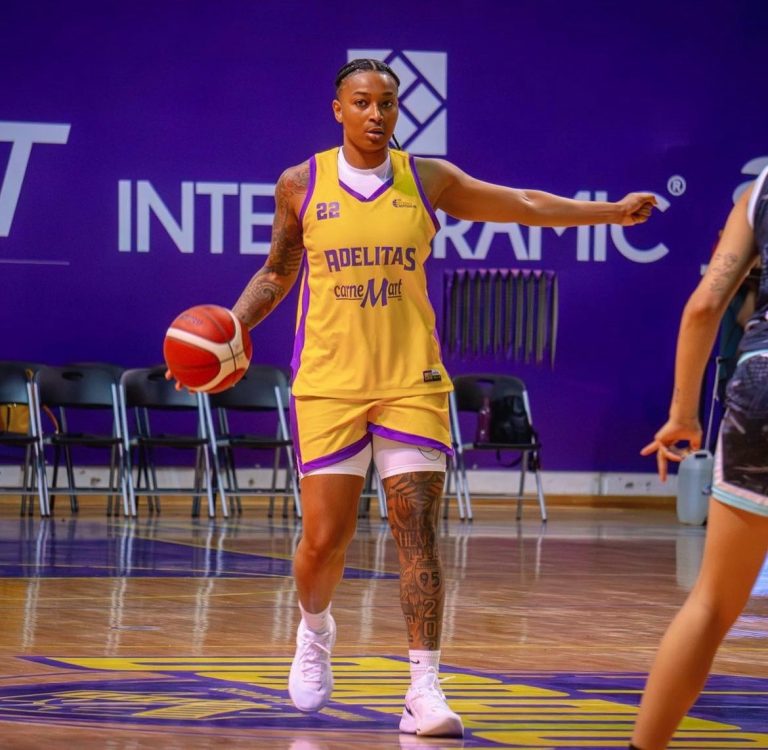 Regresa Tanaya Atkinson con Adelitas